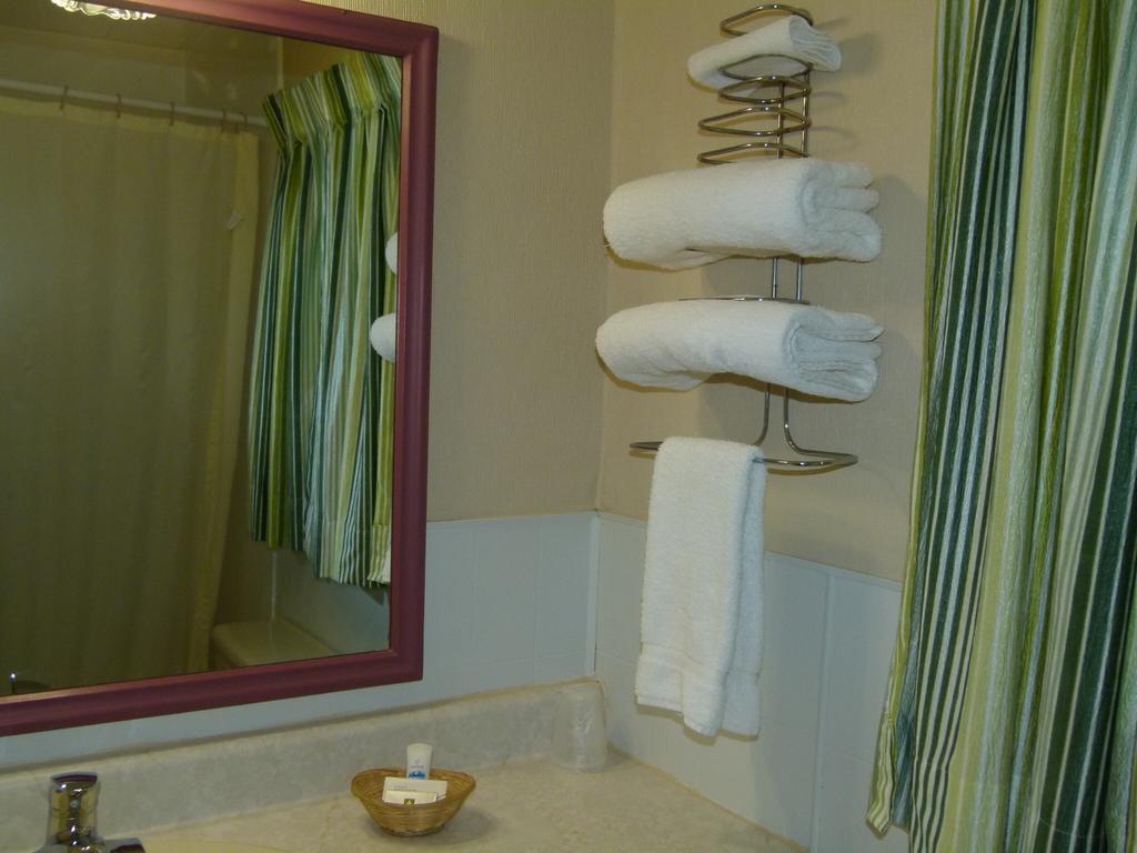 Country Squire Motel Arnprior Cameră foto